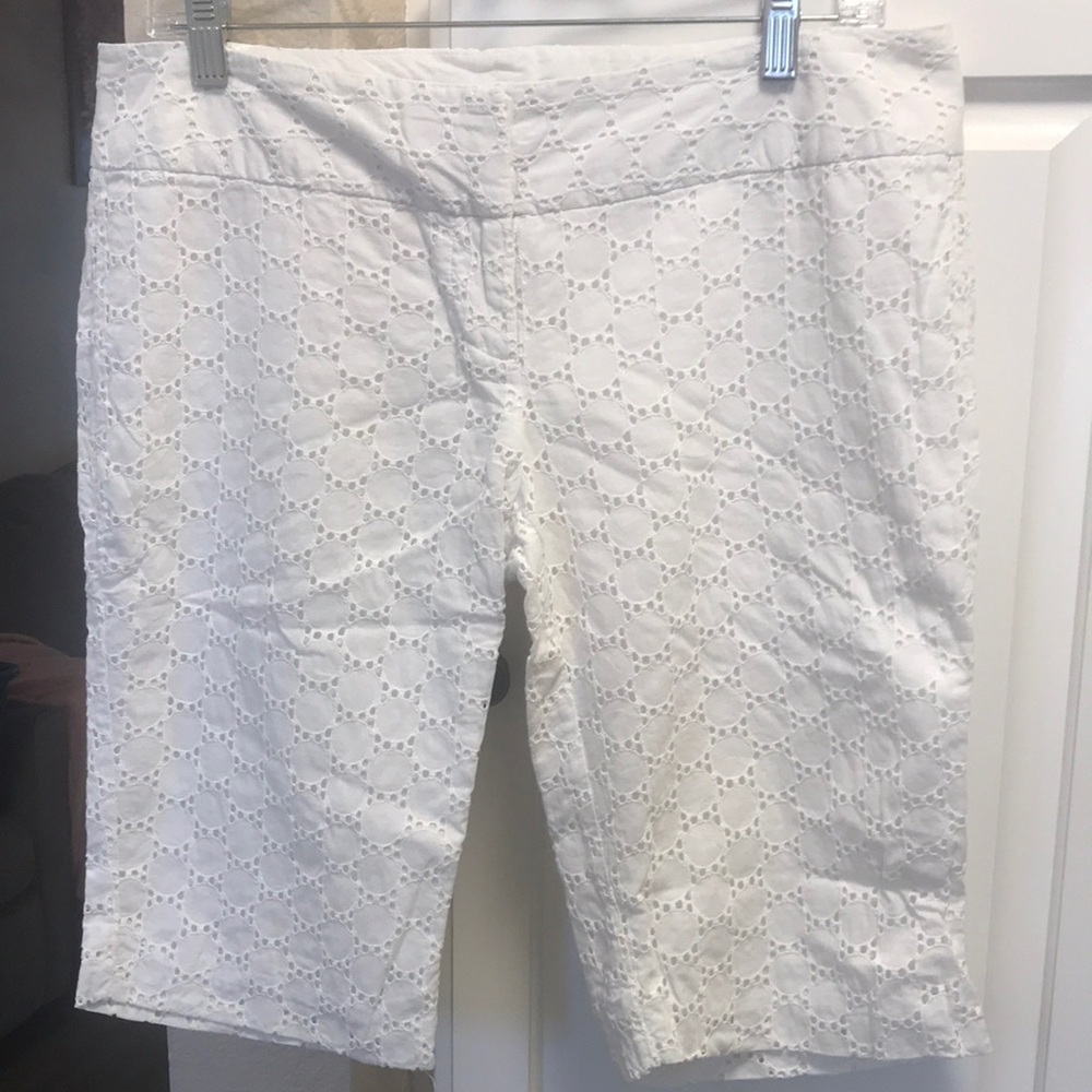 3 for $15 🦋🦋 CR Signature 100% cotton  white eyelet Bermuda shorts